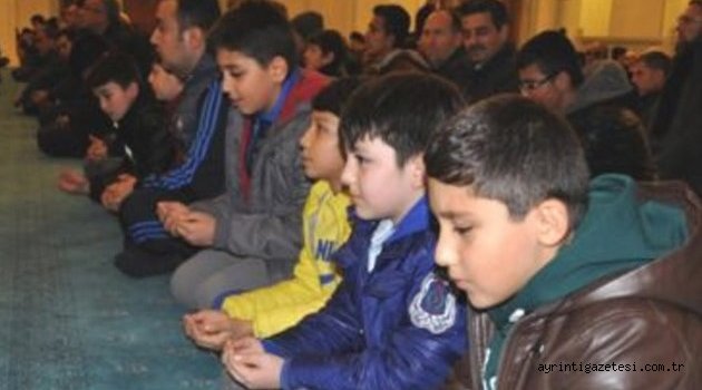 Kırıkkale Nur Camii’ne akın etti