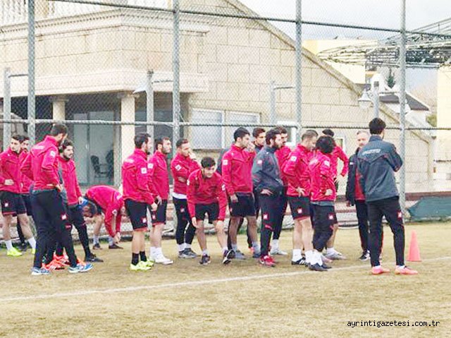 Kırıkkalespor'a 13 futbolcu takviyesi