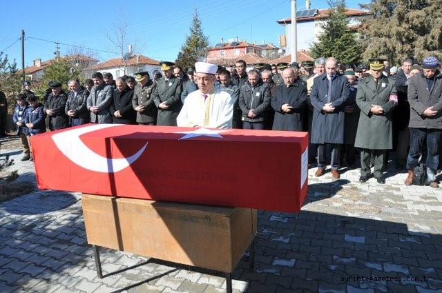 Kore Gazisi son yolculuğuna uğurlandı