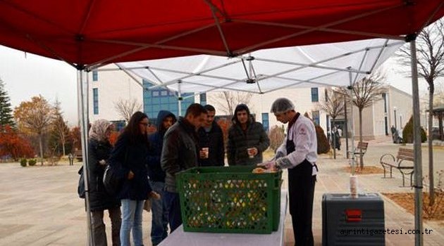 KÜ soğuk havalarda öğrencilerini unutmadı
