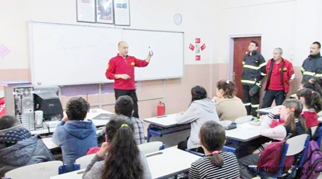 Öğrencilere eğitim