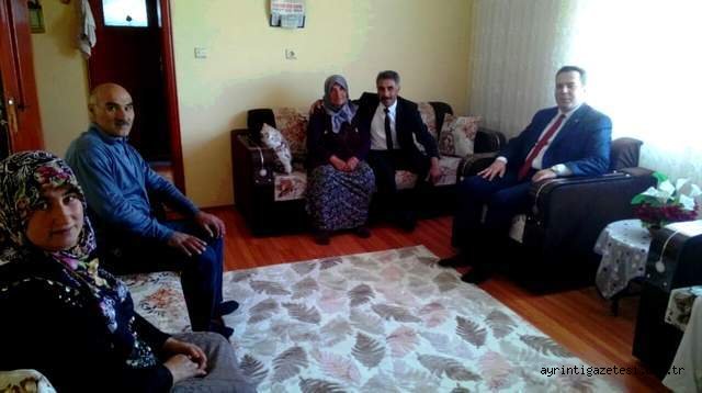 Özaydın şampiyon atletin ailesini ziyaret etti
