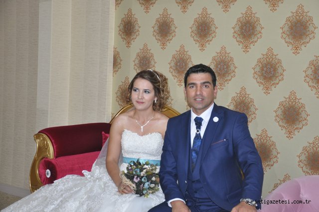 Özdemir ailesinin mutlu günü