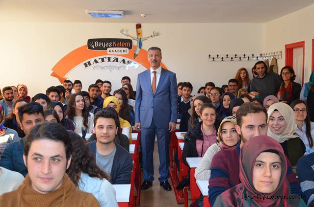 Öztürk tecrübelerini paylaştı