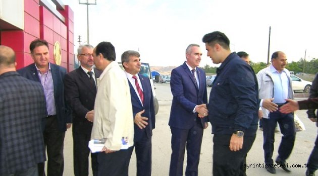 Saadet’ten mesai öncesi ziyaret