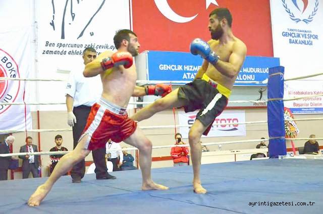 Tekmesini şampiyonluğa attı