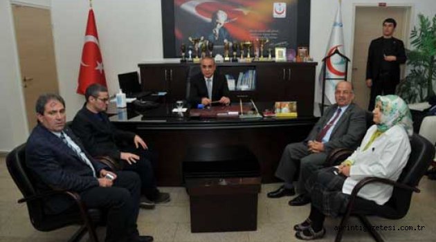 Topçu Yüksek İhtisas Hastanesi´ni ziyaret etti