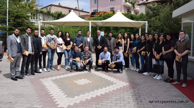 TÜRKYILMAZ'DAN ÖĞRENCİLERE; YAHŞİHAN MEYDANI SİZİNDİR
