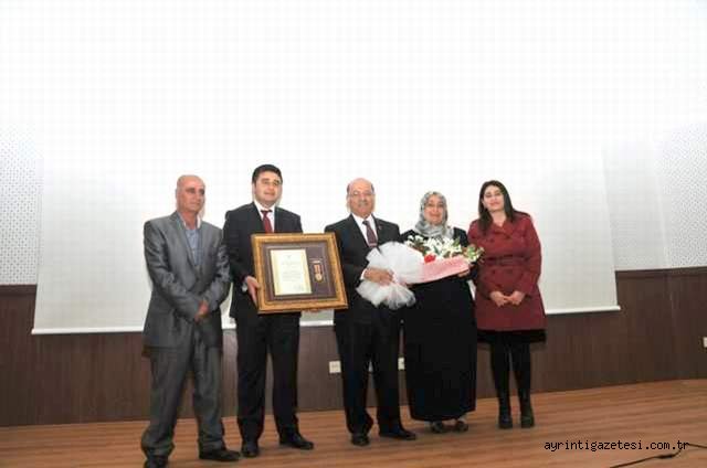 Ülkemiz için büyük yararlılık gösterenlere verilen bir madalyadır