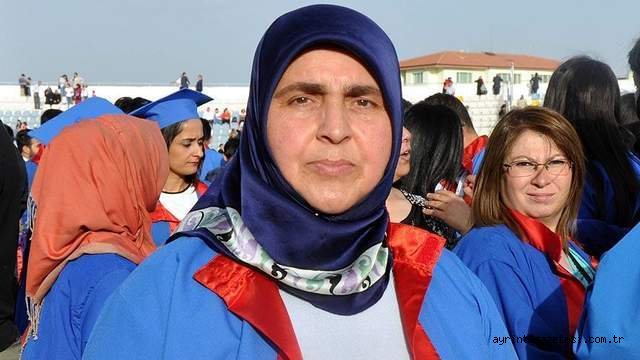 Üniversite hayalini 35 yıl sonra gerçekleştirdi