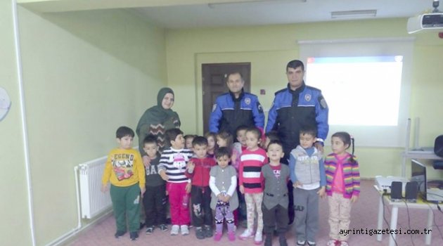 Yabancıların aracına binmeyin